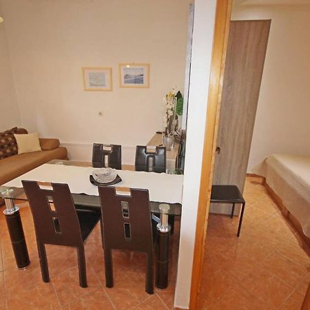 Family Apartment Mirela Borik Zára Kültér fotó
